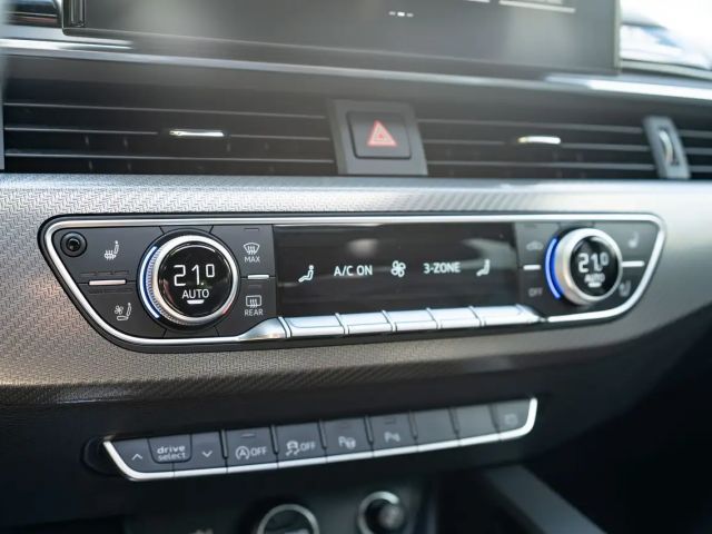 Audi RS4 Avant Quattro