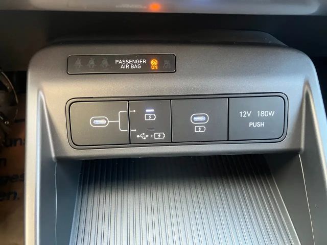 Hyundai Kona 64 kWh Electric