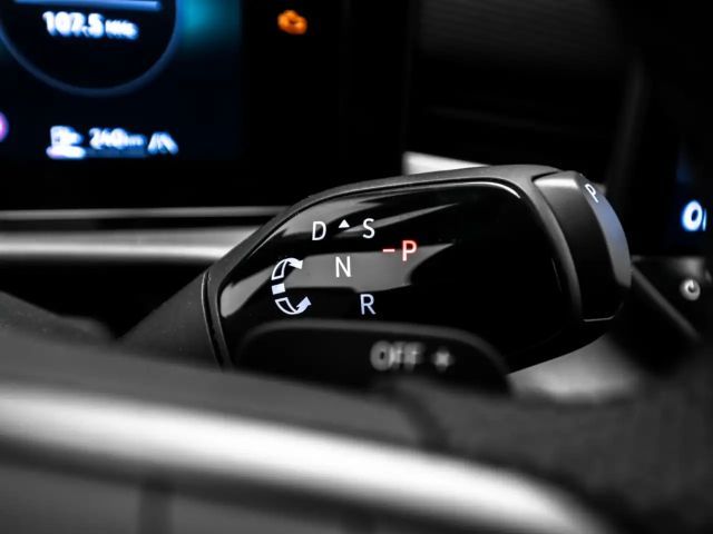 Volkswagen T-Roc 1.5 eTSI IQ.Drive R-Line