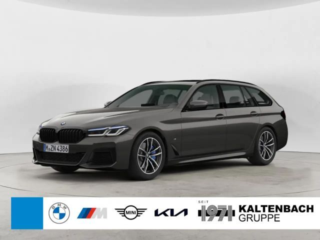 BMW 540 540d M-Sport Touring xDrive