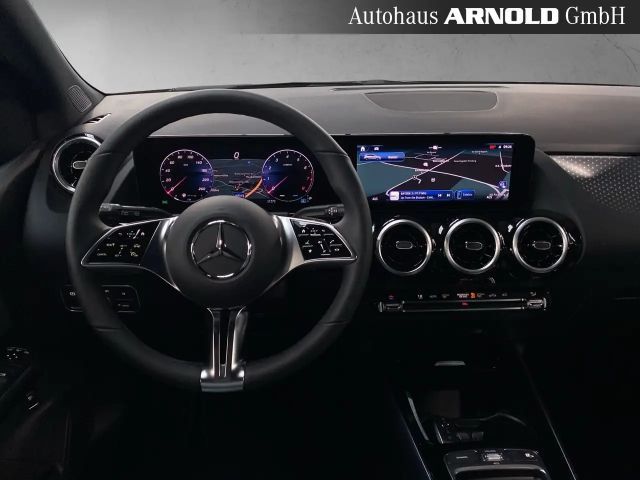 Mercedes-Benz B 200 Progressive Sedan