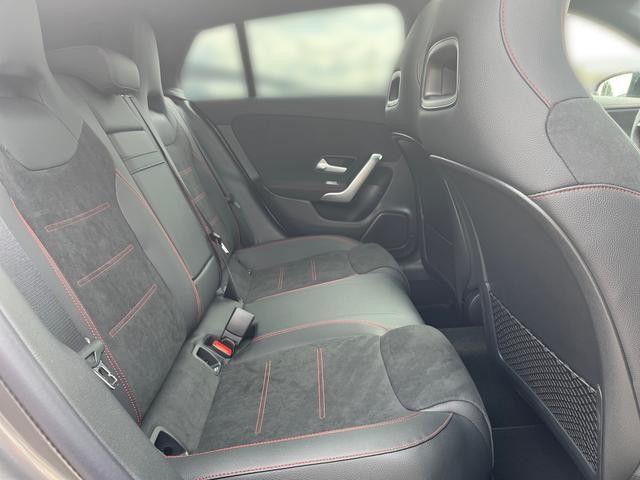 Mercedes-Benz CLA 180 AMG Line Shooting Brake