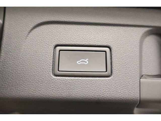 Volkswagen Touran 1.5 TSI DSG R-Line