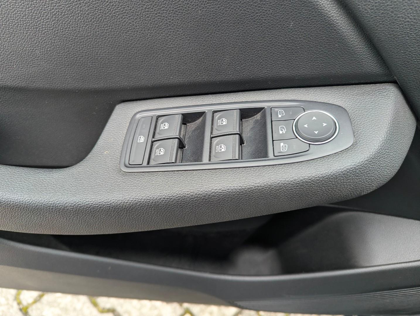 Mitsubishi Colt +Klima + Sitz/Lenkradheizung + PDC + Kamera