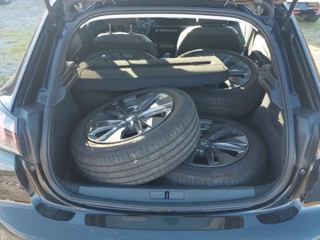 Peugeot E-208 Allure Pack