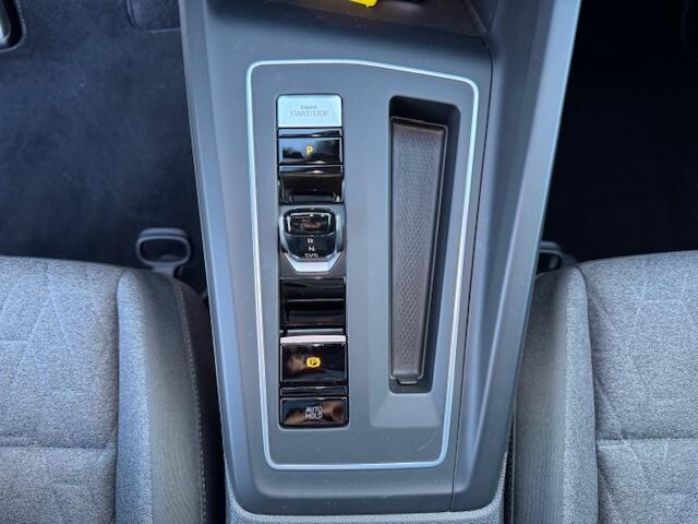 Volkswagen Golf 2.0 TDI DSG Move Plus