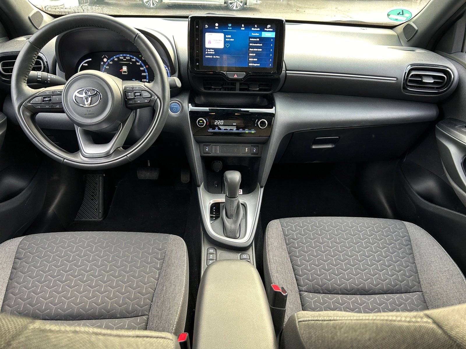 Toyota Yaris Cross 5-deurs Team D