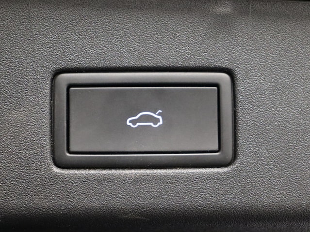 Volkswagen ID.4 CarPlay|AHK|ACC|LED|Navi|Akustikglas|LM