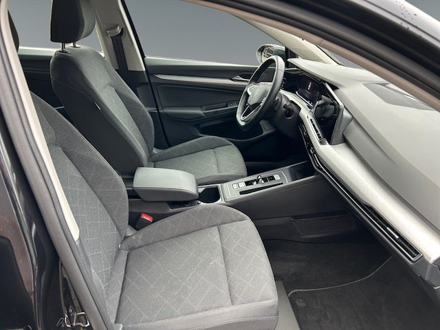 Volkswagen Golf 1.5 eTSI DSG Life Variant