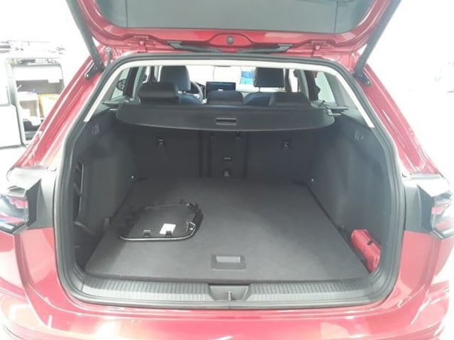 Volkswagen Golf DSG Golf VIII IQ.Drive Variant