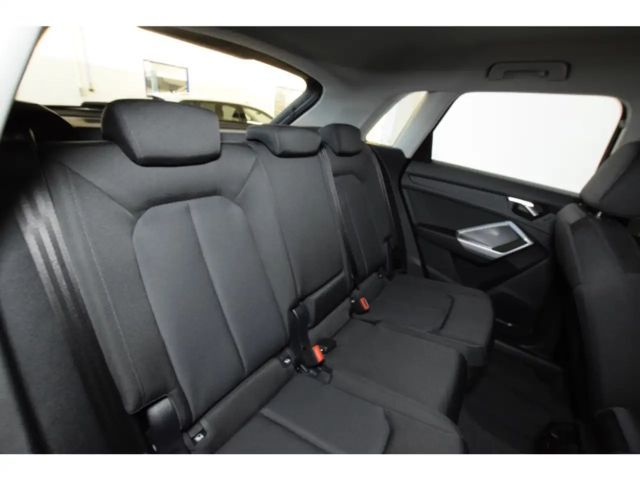 Audi Q3 35 TFSI S-Tronic