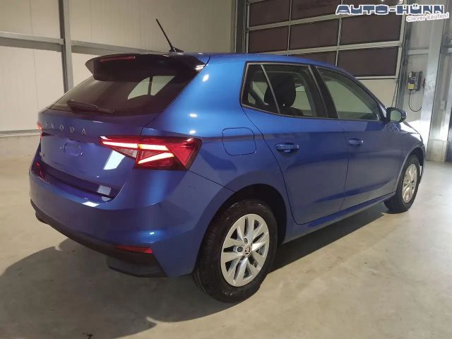 Skoda Fabia Sondermodell 130 Jahre 1.0 MPI 80 PS Virtuell C...