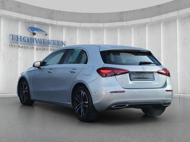 Mercedes-Benz A 180 Hatchback Progressive