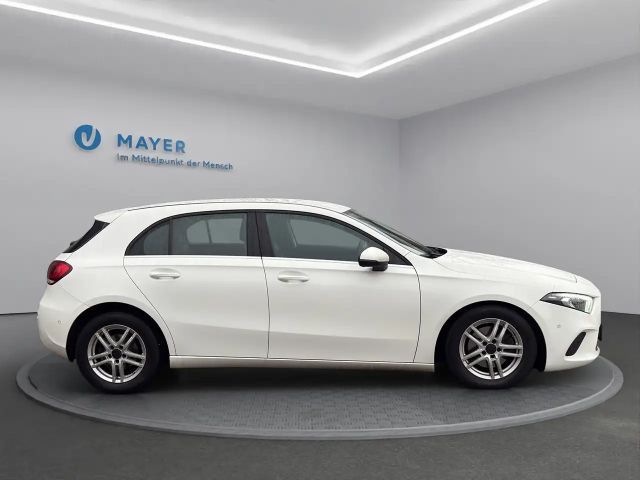 Mercedes-Benz A 180 Hatchback Style