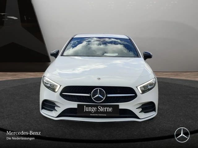 Mercedes-Benz A 250 A 250 e AMG Line