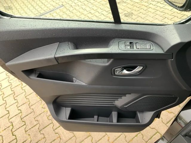 Renault Trafic Blue EDC Spaceclass