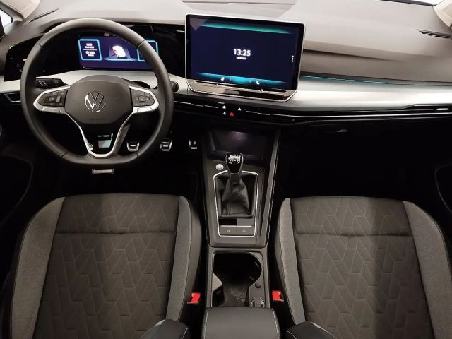 Volkswagen Golf 1,5 TSI *Goal*...AHK/Navi/LED