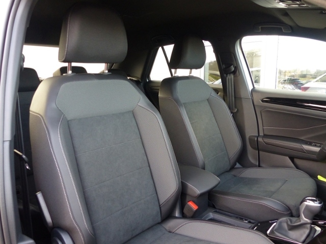 Volkswagen T-Roc 1.5 TSI DSG *AHK*LED*PDC*