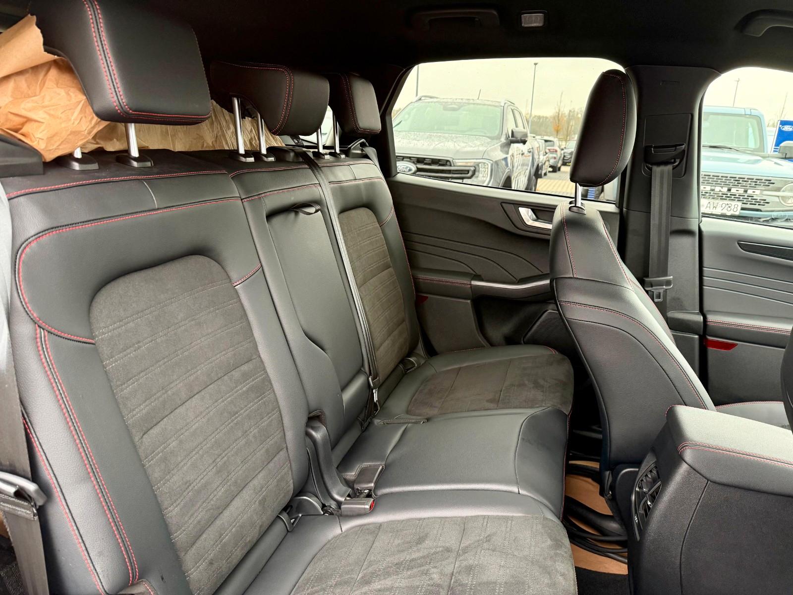 Ford Kuga Hybrid Plug in Hybrid ST Line X