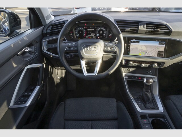 Audi Q3 35 TFSI S-Tronic