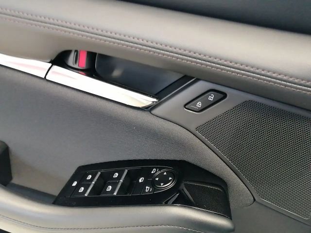 Mazda 3 X186 CENTRE-LINE inkl. AHV