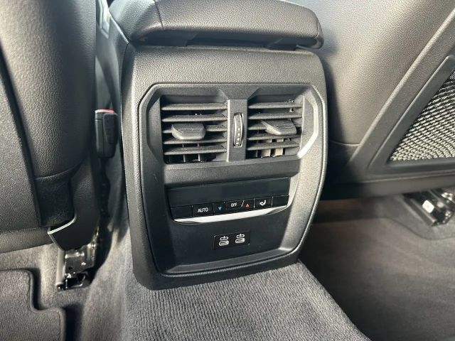 BMW 330 330e M-Sport Touring