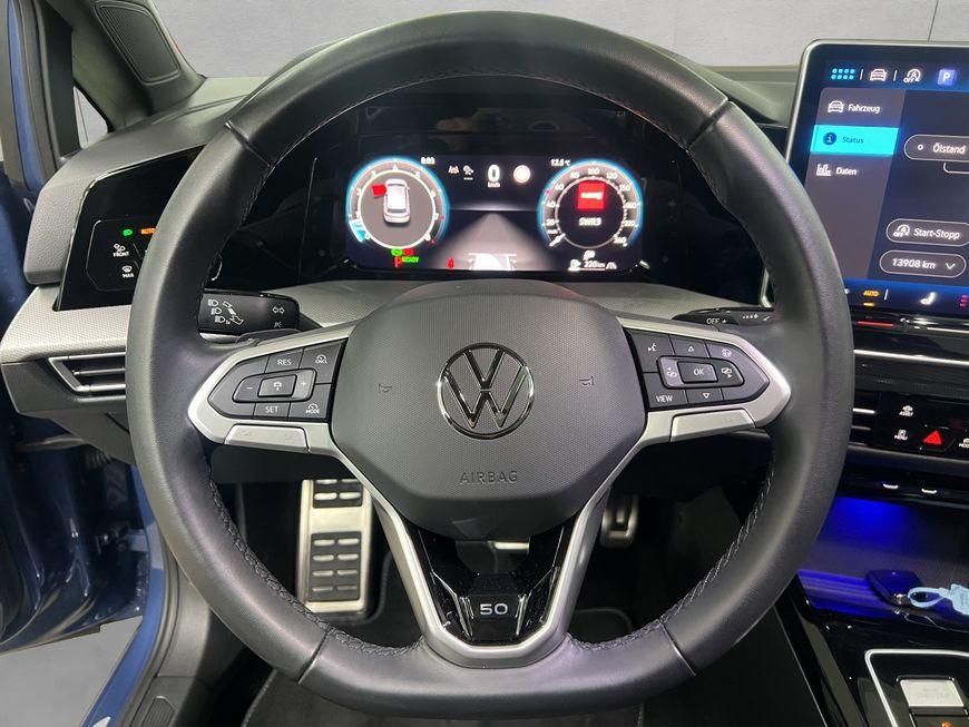 Volkswagen Golf 1.5 eTSI DSG Style