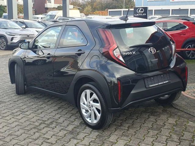Toyota Aygo X Hatchback Play X-play