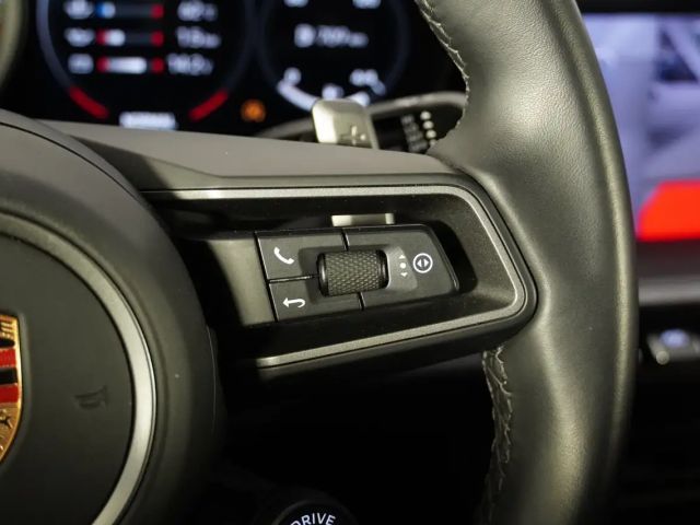 Porsche 992 Cabrio Carrera