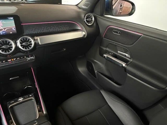 Mercedes-Benz EQB 300 4MATIC Progressive