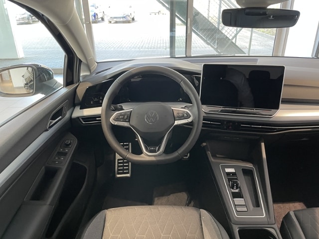 Volkswagen Golf 1.5 eTSI