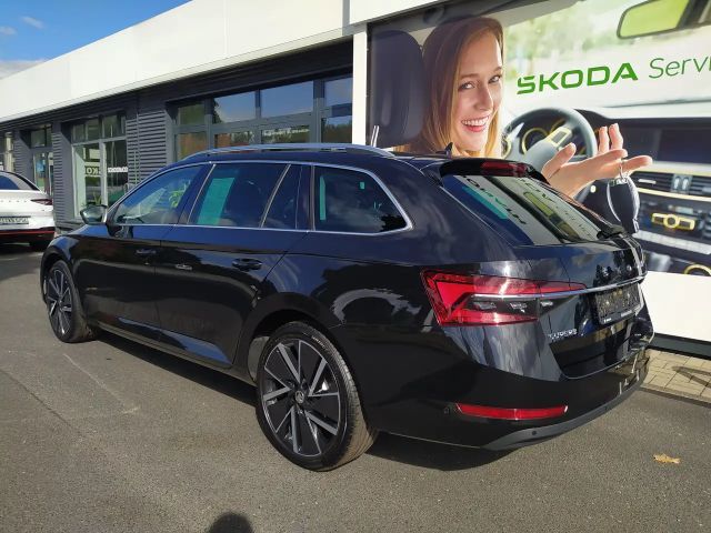 Skoda Superb 2.0 TDI Combi Style Style