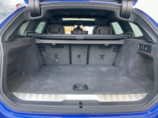 BMW 330 330e M-Sport xDrive