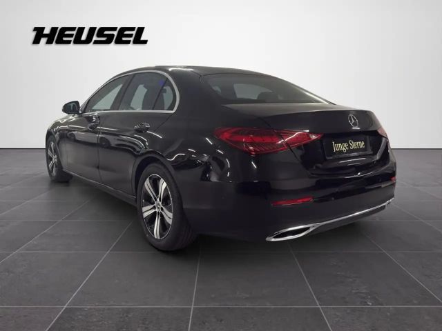 Mercedes-Benz C 180 AVANTGARDE Sedan