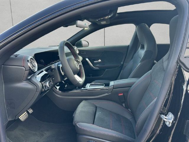 Mercedes-Benz CLA 180 Coupé