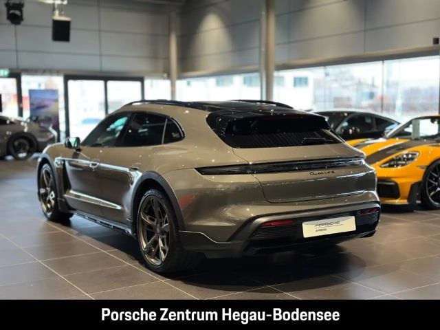 Porsche Taycan 4S Cross Turismo