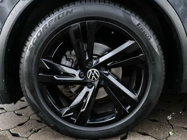 Volkswagen Tiguan 1.5 TSI DSG R-Line Style