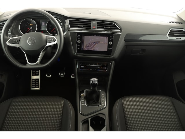 Volkswagen Tiguan 1.5 TSI United AHK LED NAVI ACC APP DAB LENKRADHZG PDC ALU