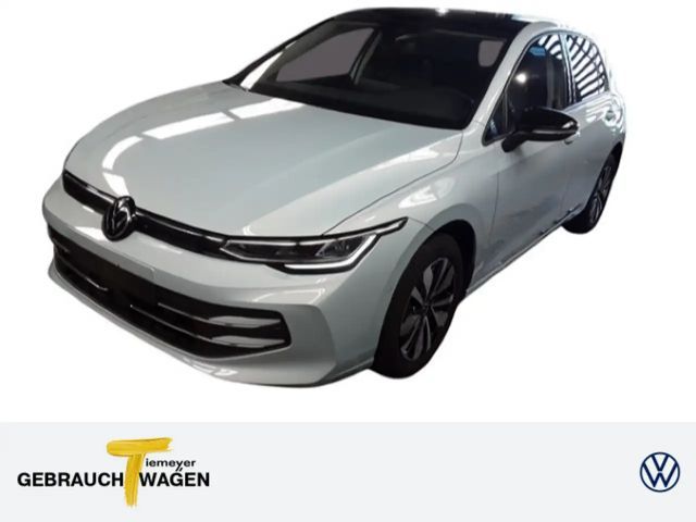 Volkswagen Golf 1.5 eTSI DSG