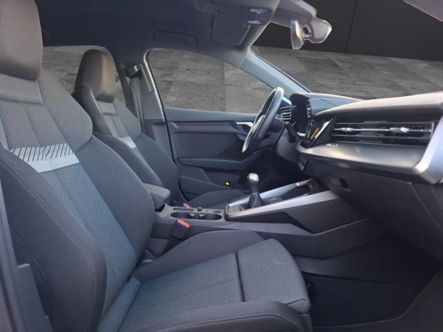 Audi A3 30 TFSI Sedan Sportback