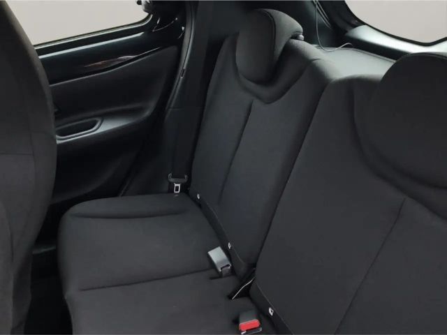 Toyota Aygo X Business Comfort Hatchback