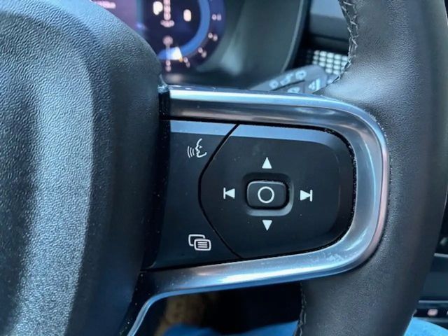 Volvo XC40 Dark Ultra