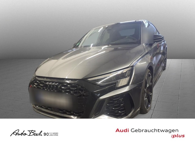 Audi RS3 Quattro S-Tronic Sedan