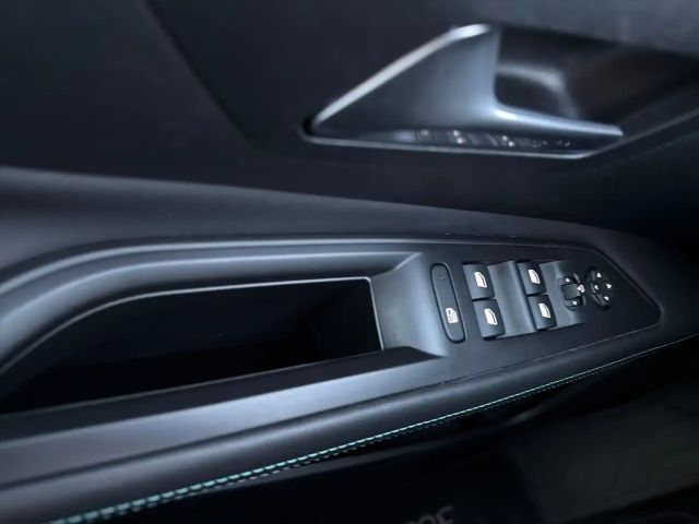 Peugeot 3008 1.6 225 A llure LED+Navi+SHZ+2xKlima+Kam.