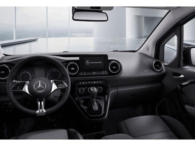 Mercedes-Benz EQT 200