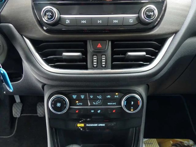 Ford Puma EcoBoost Titanium