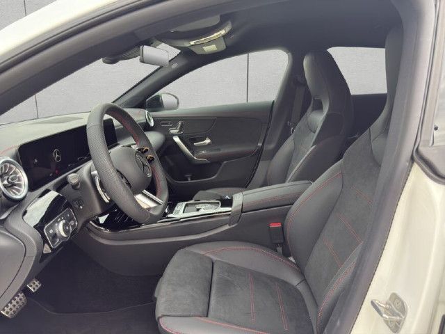 Mercedes-Benz CLA 200 Shooting Brake