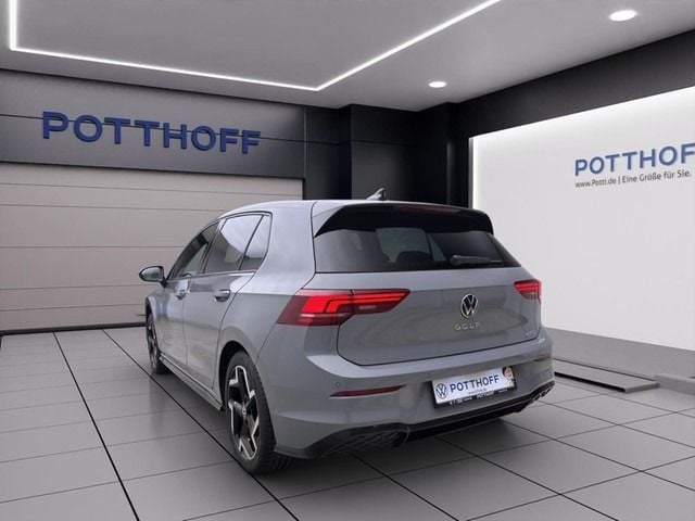 Volkswagen Golf 1.5 eTSI DSG R-Line