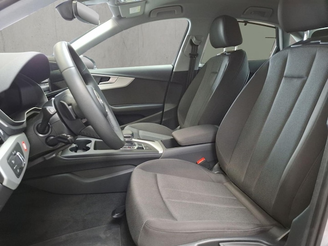 Audi A4 35 TDI S-Tronic Sedan