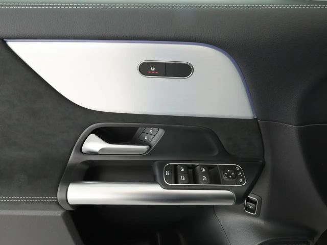 Mercedes-Benz GLA 220 4MATIC AMG Line